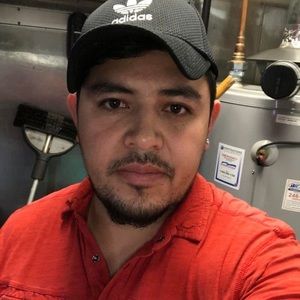 Meet your Posher, Rogelio